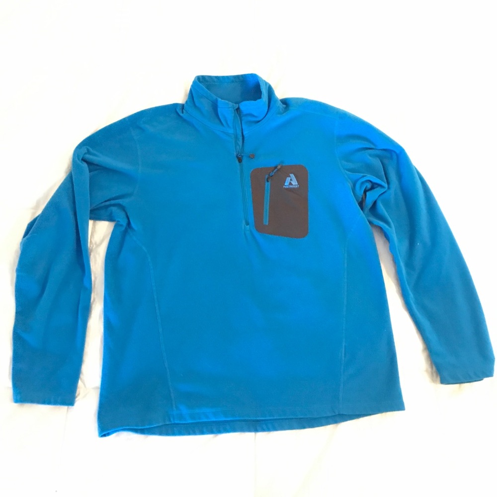 Men’s Eddie Bauer first ascent fleece